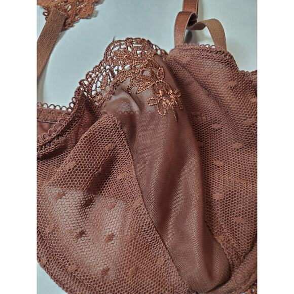 Free People Womens 34DD Lace Bra Wireless T-Strap Back Underwire Front Closure - Picture 2 of 7